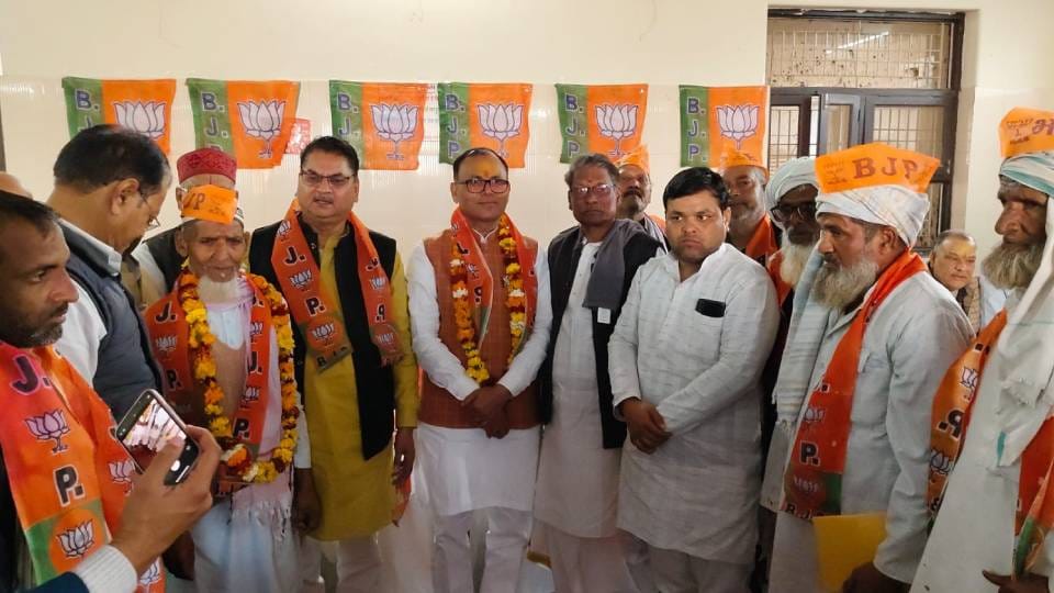 three hundred people joined BJP Before Lok Sabha elections in Mathura