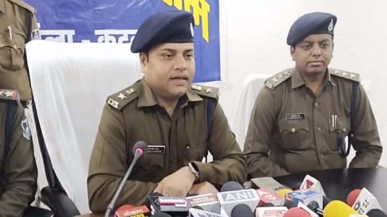 Katni Crime Buried body of youth missing for a month found