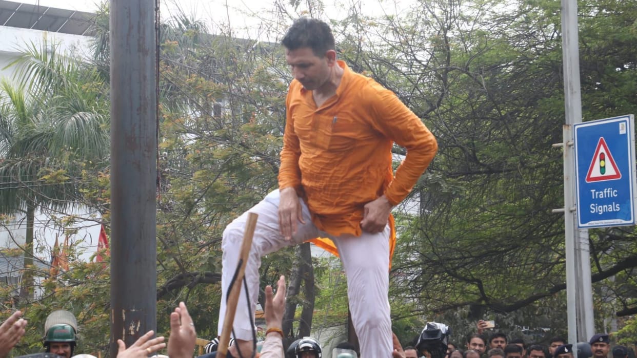 MP Politics Youth Congress surrounded assembly on issue of unemployment Jitu Patwari arrested