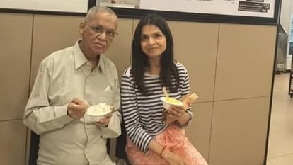 Narayana Murthy enjoying icecream with daughter Akshata in Bengaluru