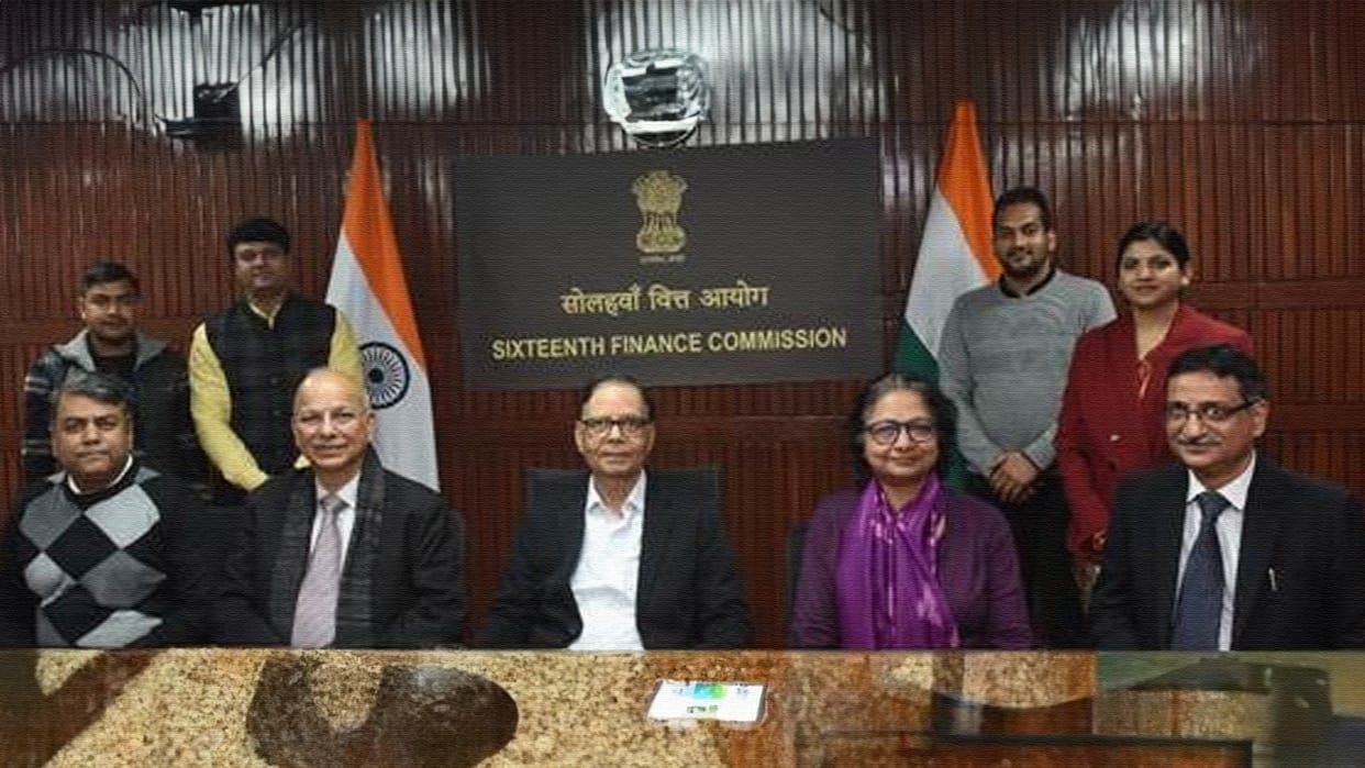 16th Finance Commission Holds First Meeting In New Delhi