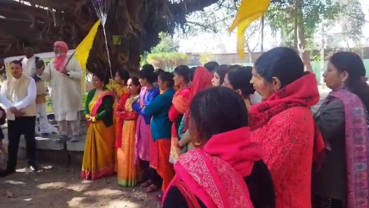 Basant Panchami Valentine's Day Padma Bhushan Anil Prakash Joshi said should celebrate today as Nature Day