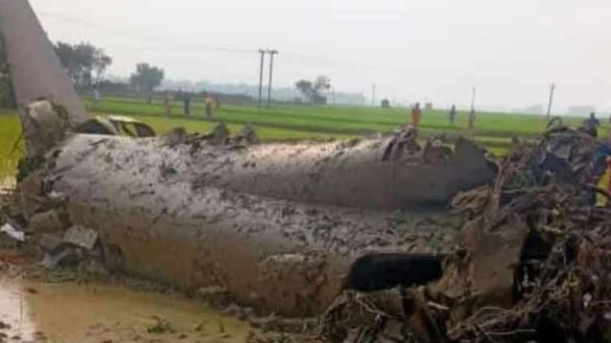 IAF Aircraft crashes at Kalaikunda airbase in West Bengal