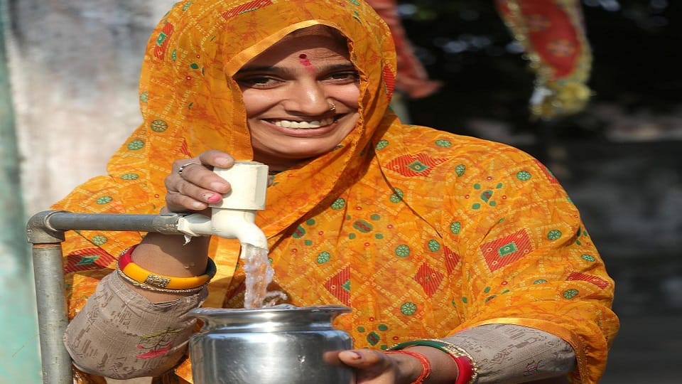 Under Jal Jeevan Mission drinking water reached four and a half lakh houses of Bareilly