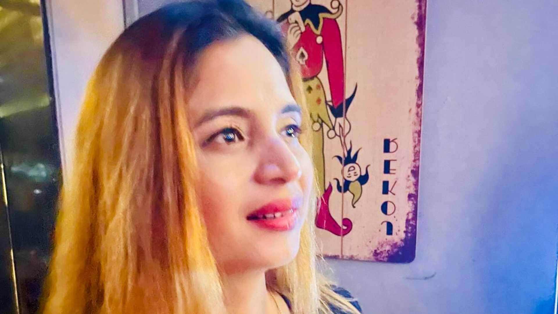 Mallika Rajput Suicide know actress singer profile career film controversy allegation on Bhaiyyu Maharaj