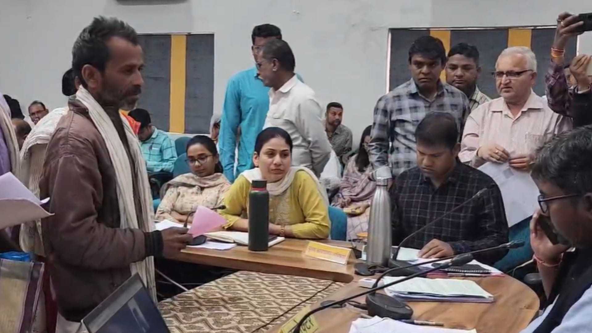 पीड़ित किसान