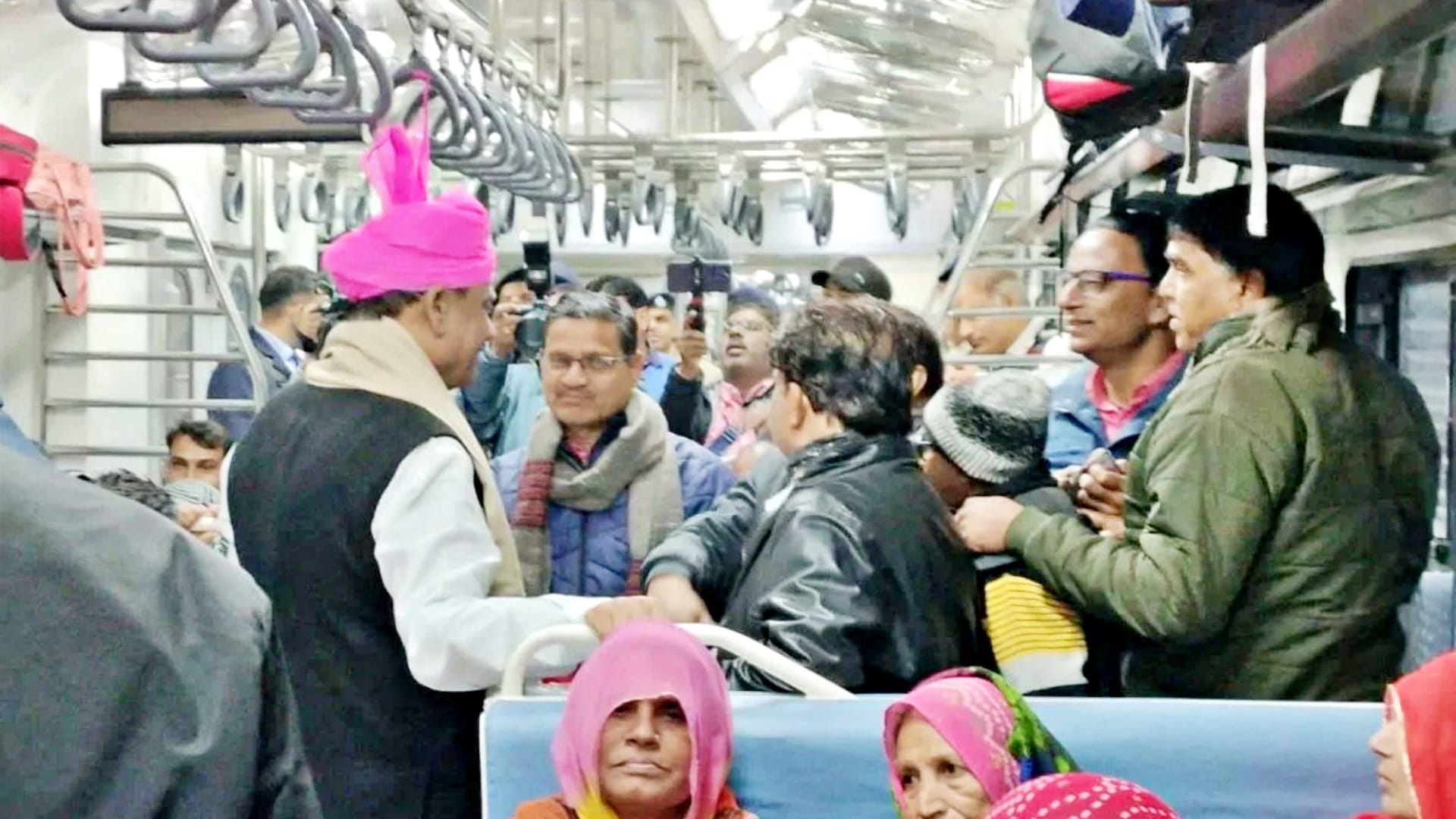 लोकसभा स्पीकर ओम बिरला ने किया सफर