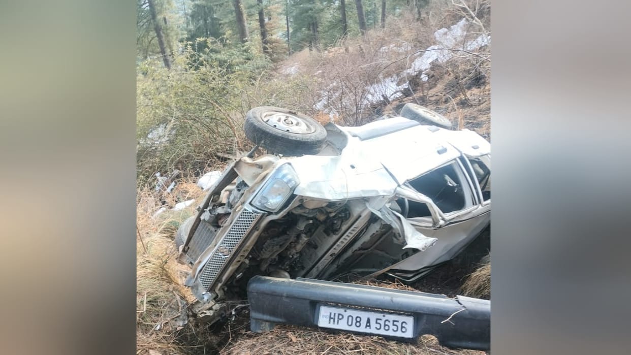 Road accident in Dhurla on Khirki-Madavag road of Chaupal, youth dies