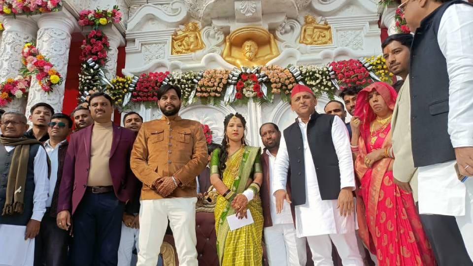 Akhilesh Yadav said In Mainpuri BJP claim of doubling income of farmers proved to be hollow