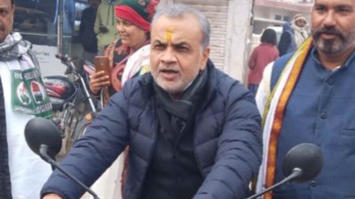 Grand son of former PM Lal Bahadur Shashtri joins BJP.