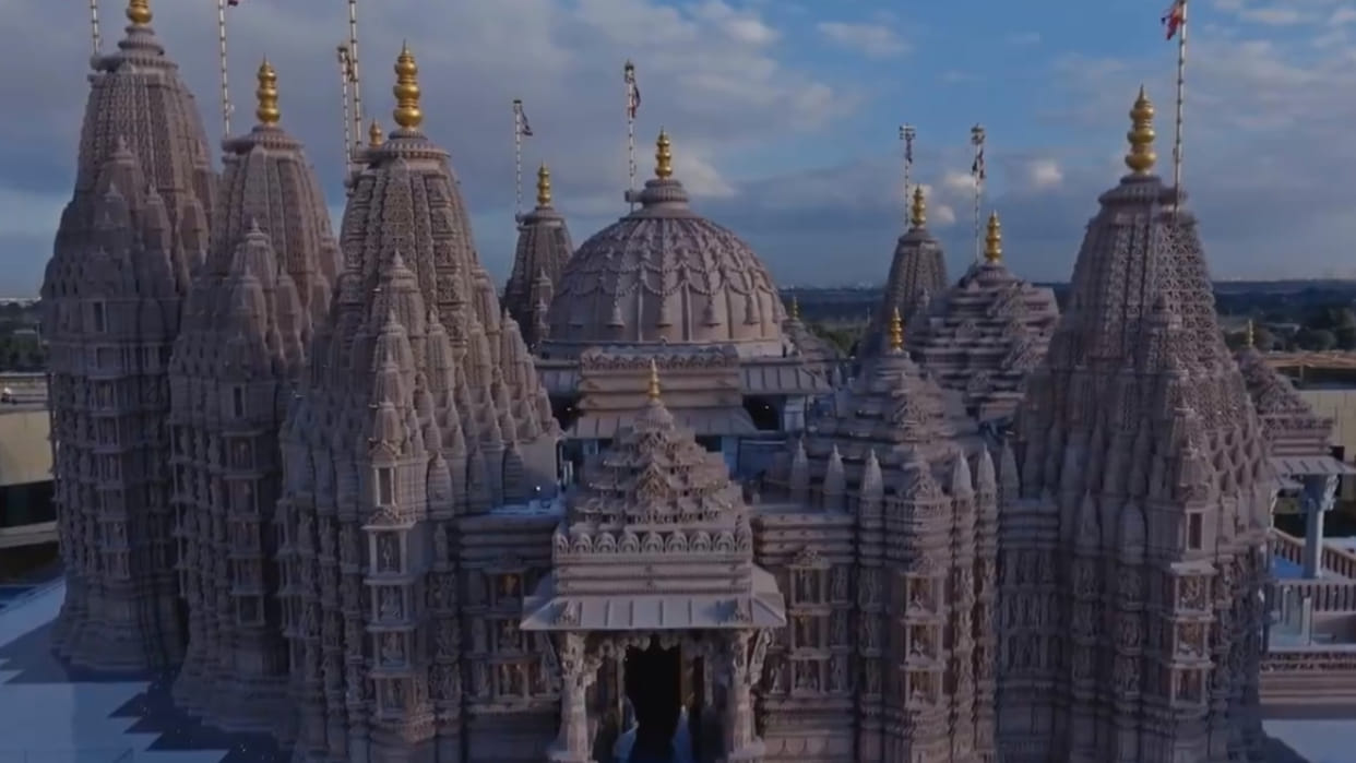 Architecture of first Hindu stone temple in Abu Dhabi has elements of UAE