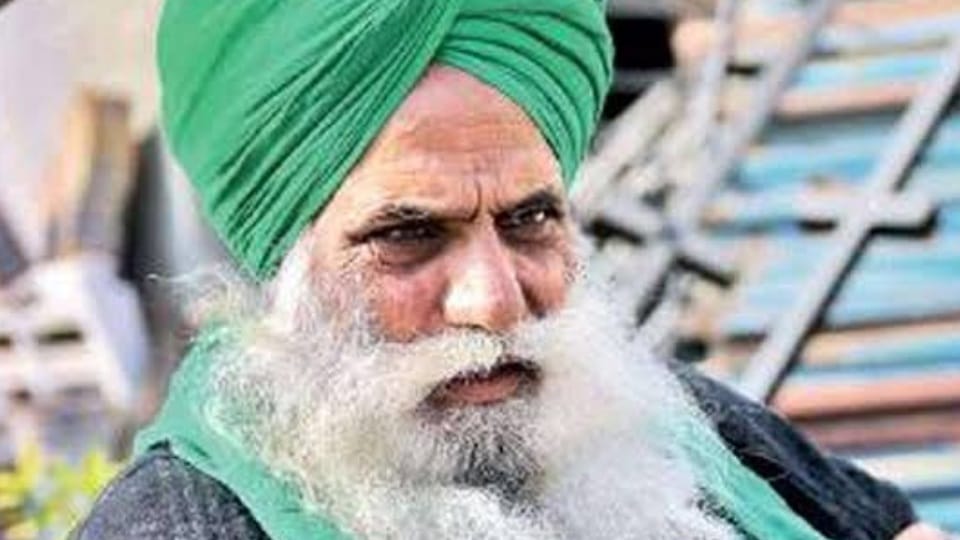 Video of farmer leader viral on social media amidst kisan andolan