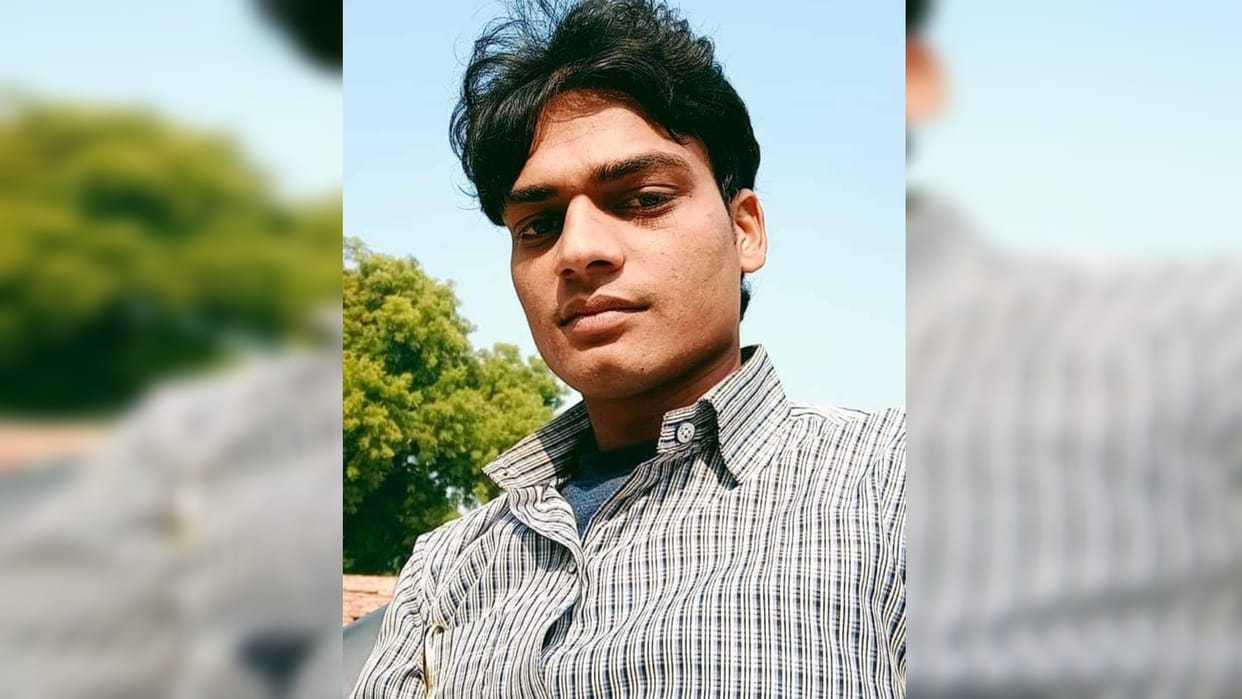 District Panchayat member's brother committed suicide by hanging himself