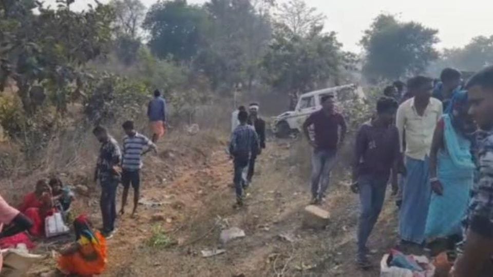 Nine people injured in road accident in Korba