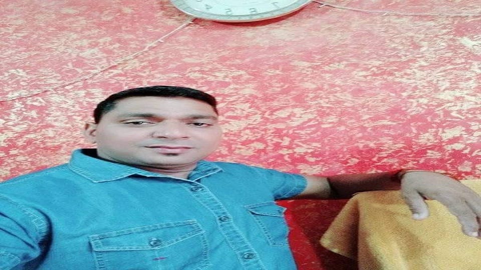 Truck collides with Bullet and Loader Tempo