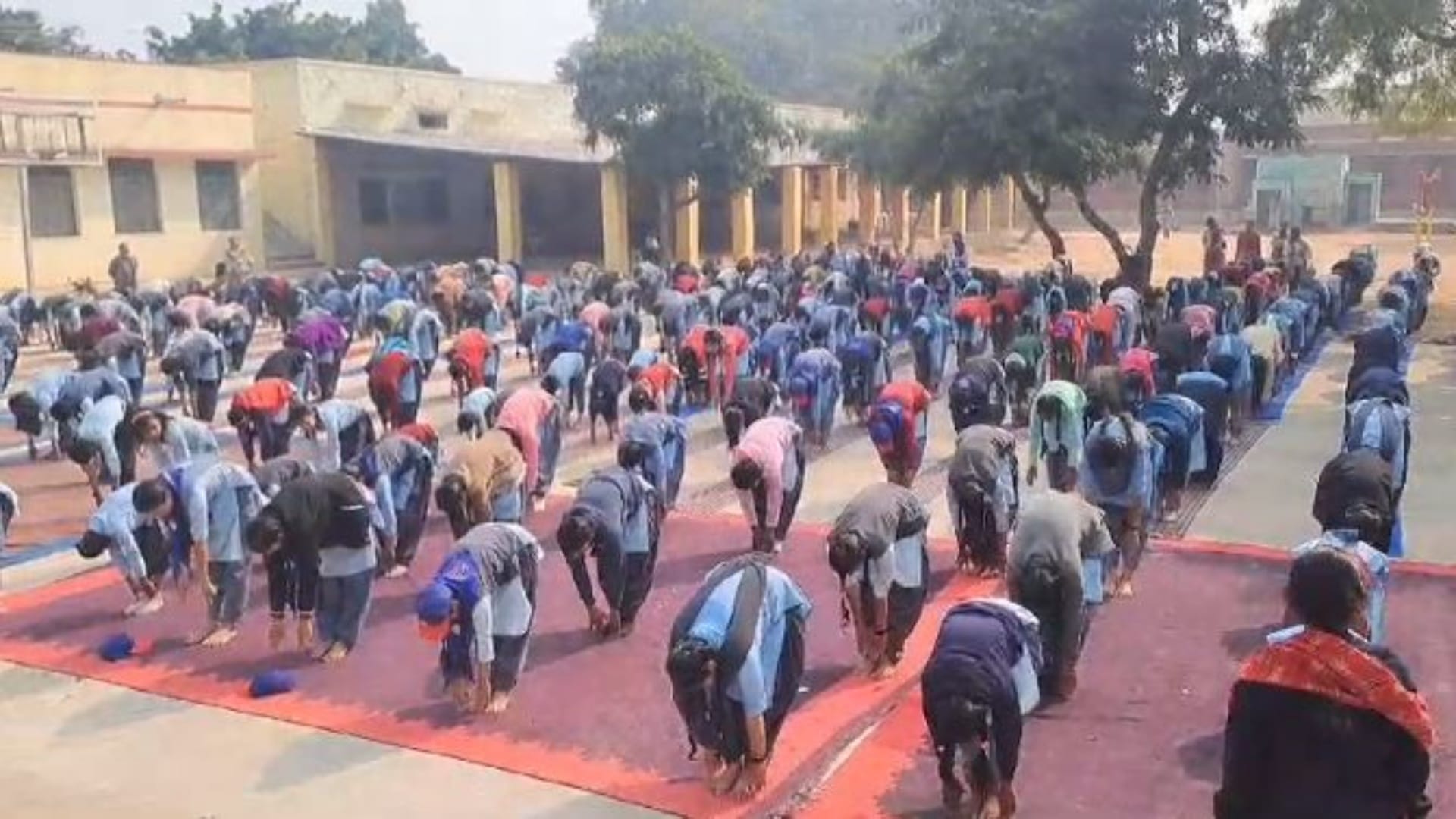 धौलपुर में सूर्य नमस्कार