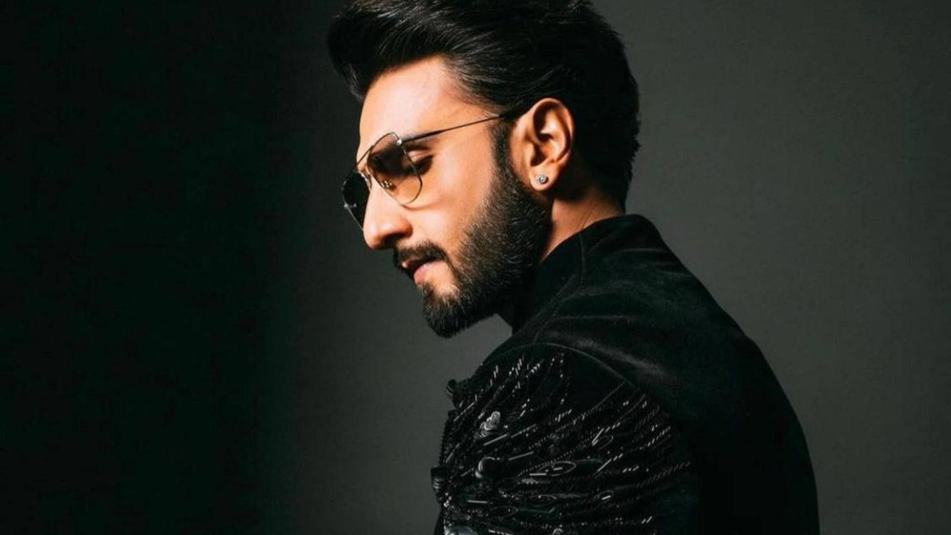 Ranveer Singh Will Play Shaktimaan In His Next Superhero Movie Shooting  Start After Finishing Don3 In 2025 - Amar Ujala Hindi News Live - Ranveer  Singh:'शक्तिमान' बन रणवीर सिंह मचाएंगे बॉक्स ऑफिस