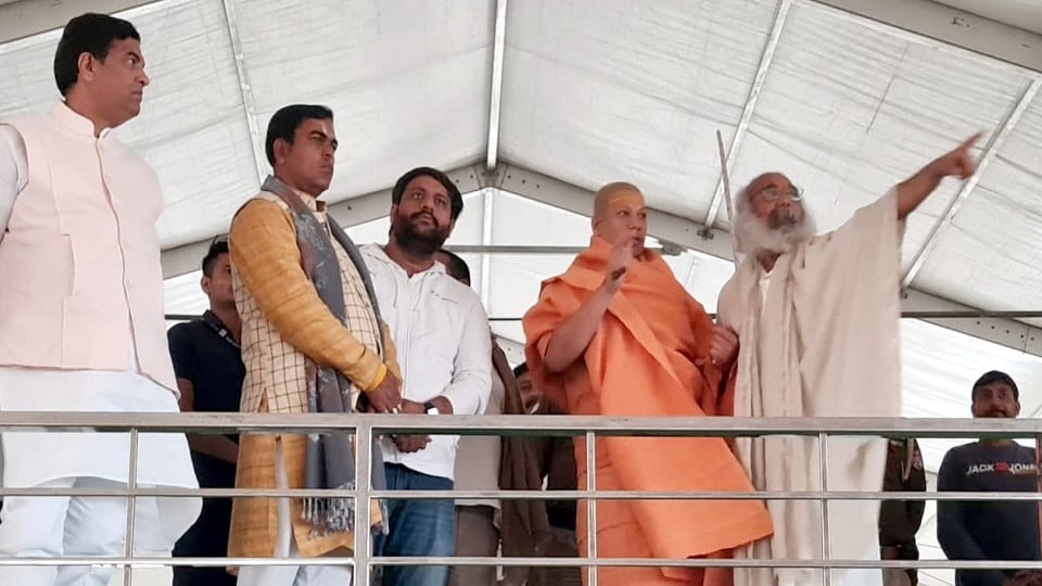 Modi Sambhal visit: SPG and PMO team reached Kalki Dham, checked security arrangements from helipad to sanctum