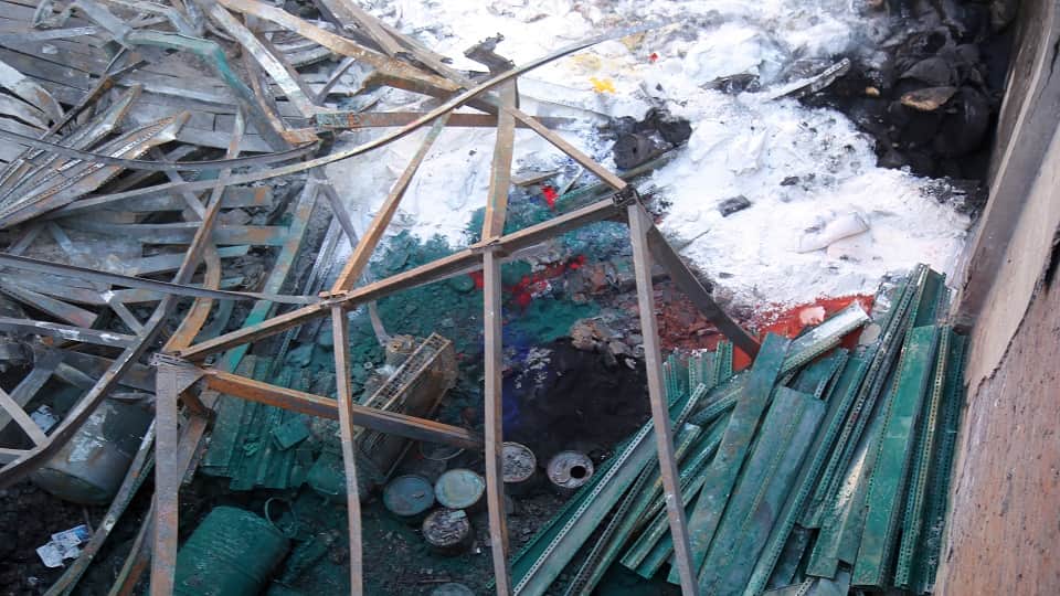 Delhi Alipur Fire 12 thousand liters of chemical ordered from make paint in factory