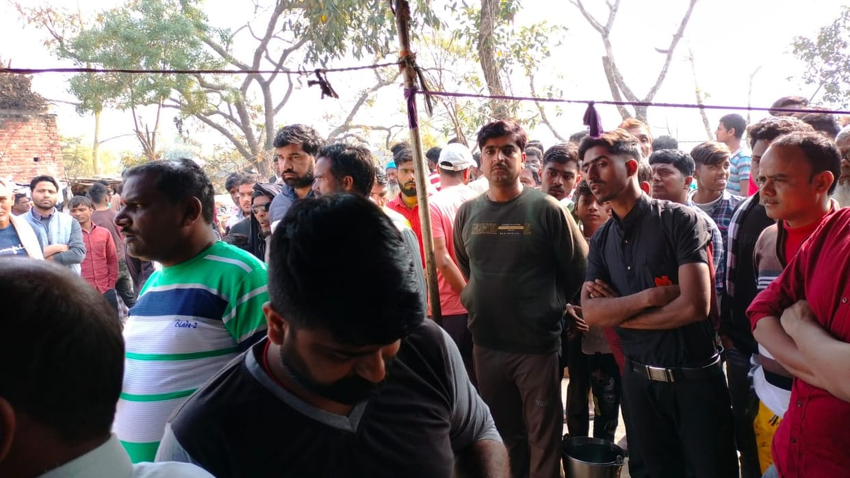A man murdered his wife because of illigal relation in Barabanki.