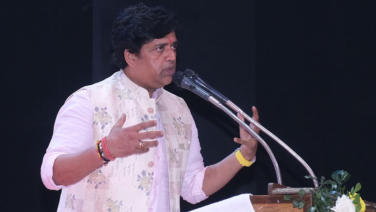 In Gorakhpur, When MP Ravi Kishan shared his father's memories, said - 'Babuji used to beat with a belt'