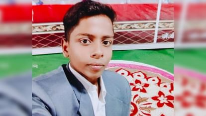 Bihar: सरस्वती पूजा का मेला देखकर लौट रहे बाइक सवार दो बालक ई-रिक्शा से टकराए; एक की मौत, दूसरा पटना रेफर Jamui: 2 boys riding bike, returning from Saraswati Puja fair, collided with e-rickshaw; One died