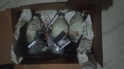 UP: STF recovered four timer bombs in Muzaffarnagar and one accused also caught