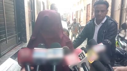 UP: STF recovered four timer bombs in Muzaffarnagar and one accused also caught