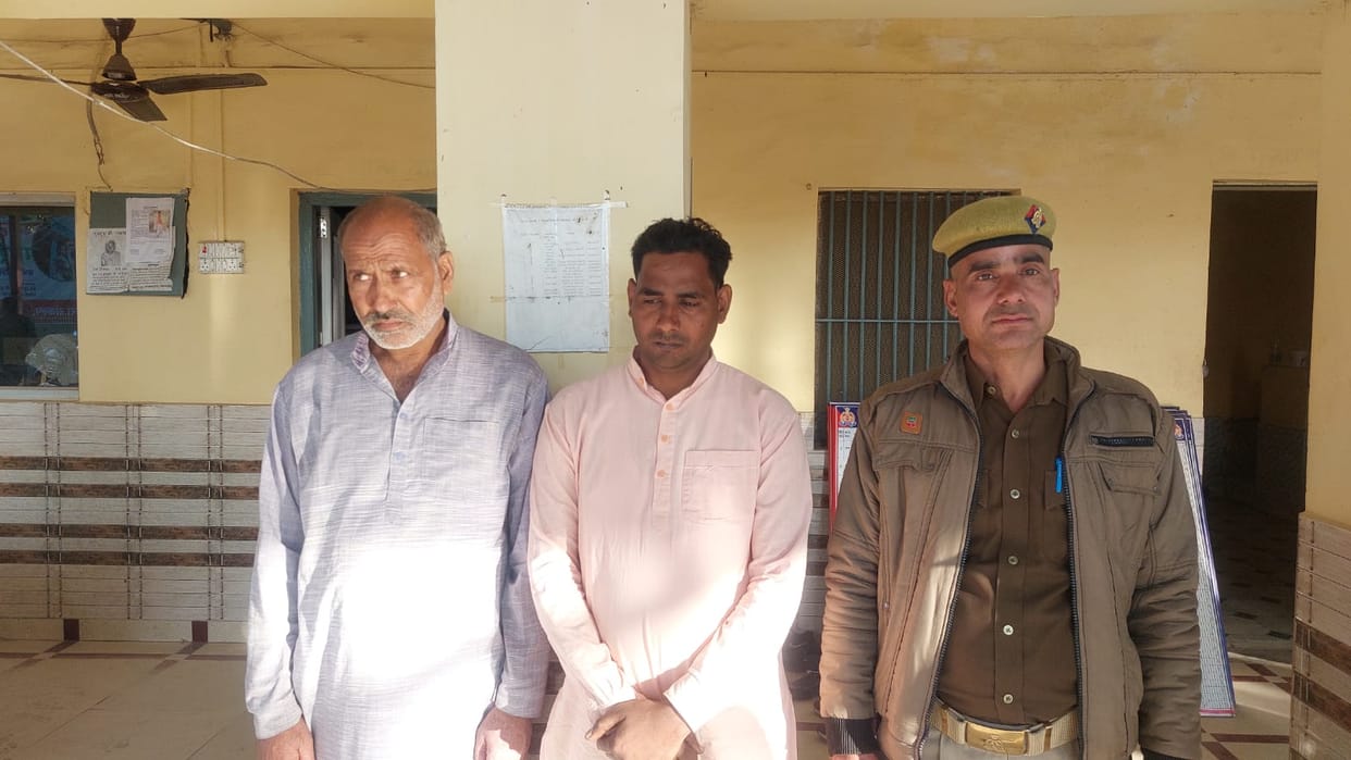 Misbehaved with Vigilance team while raid in village of shamli, female constable assaulted, two arrested