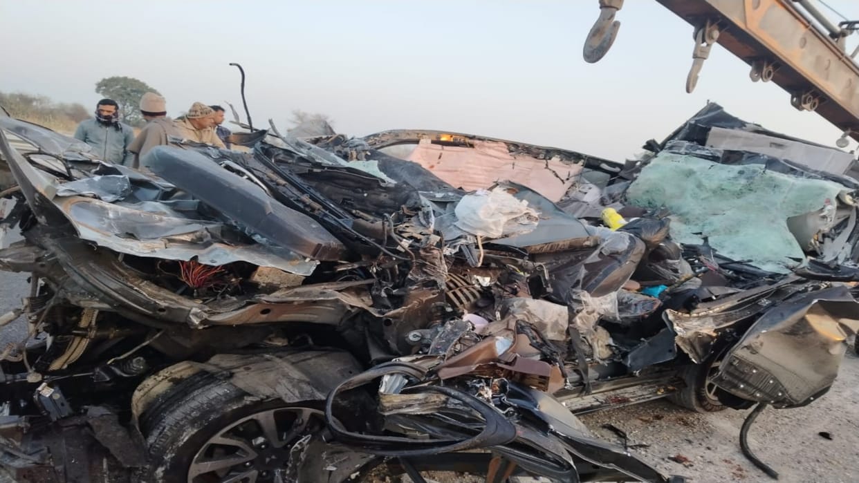 Rajasthan News: 5 people died in a road accident, collision between truck and Tavera on Bikaner Expressway
