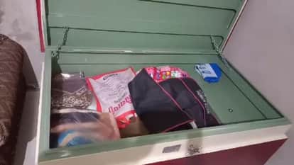 Rajasthan News: Thieves targeted a closed house, the miscreants took away valuable jewelery and cash