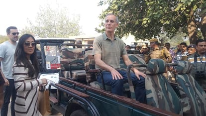 अमेरिकी राजदूत एरिक गार्सेटी की पत्नी और बेटी