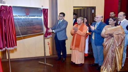 CJI Chandrachud inaugurated the course of National Law University, CM Yogi was also present.