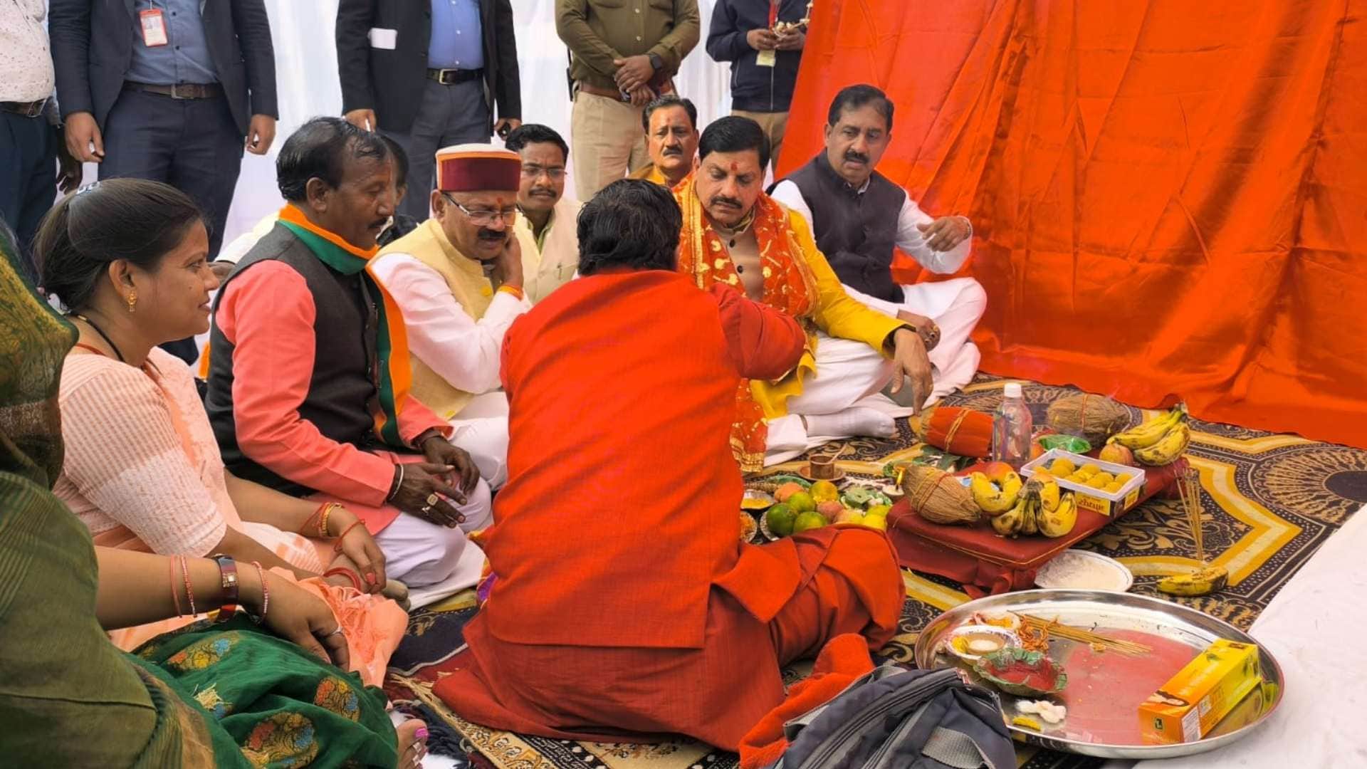 MP News: Chief Minister reached Amarkantak to attend Maa Narmada Janmotsav, inaugurated development works