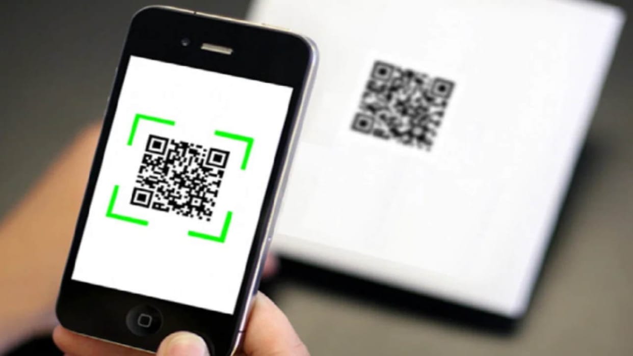 Indian Railways started QR code for general tickets at Banaras station