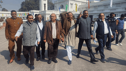 Delhi Assembly Session Seven BJP MLAs suspended