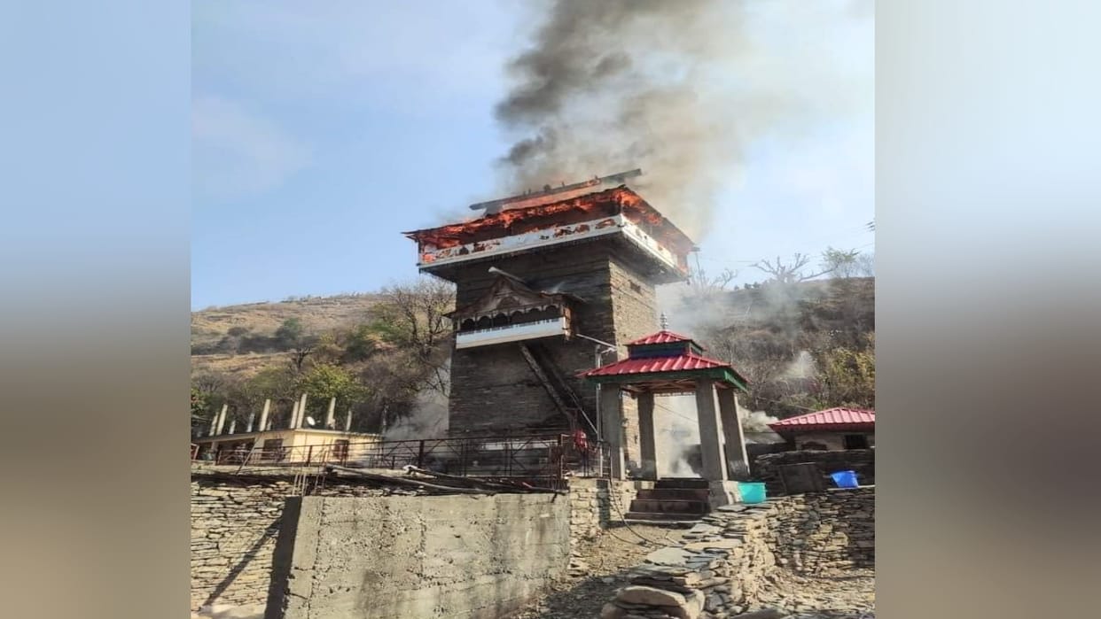 Nine storey 500 year old temple and 100 statues burnt in Theog