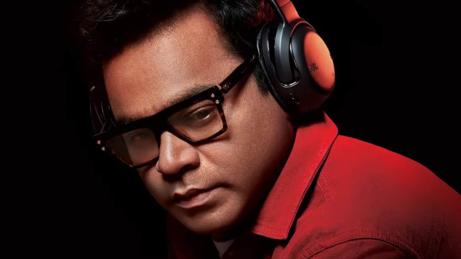 Bollywood singers who faced financial crisis during childhood and started singing to earn money