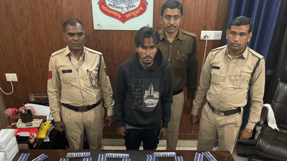 Ganja, liquor and intoxicating tablets recovered and seven arrested in Korba