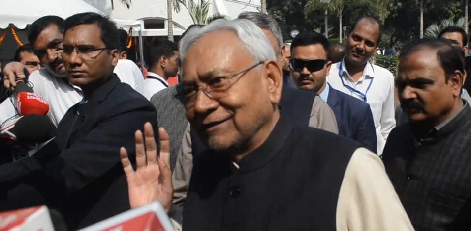 Bihar News: CM Nitish Kumar reacted to Lalu Yadav's statement; NDA, Tejashwi Yadav, Indi alliance