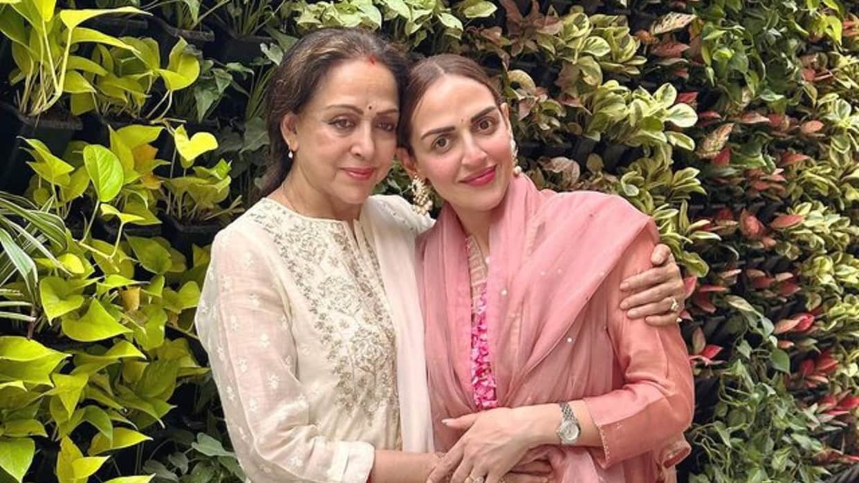 Hema Malini shared daughter Esha Deol might join politics soon spoke about support she gets from Dharmendra