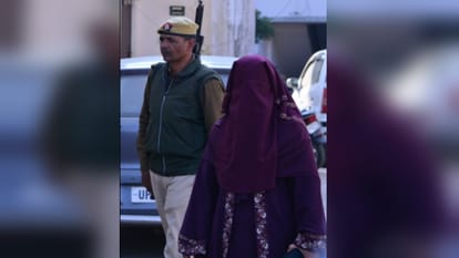 Time Bomb demand in Delhi: Javed dealt in 50k make four time bomb, IB searchs Imrana