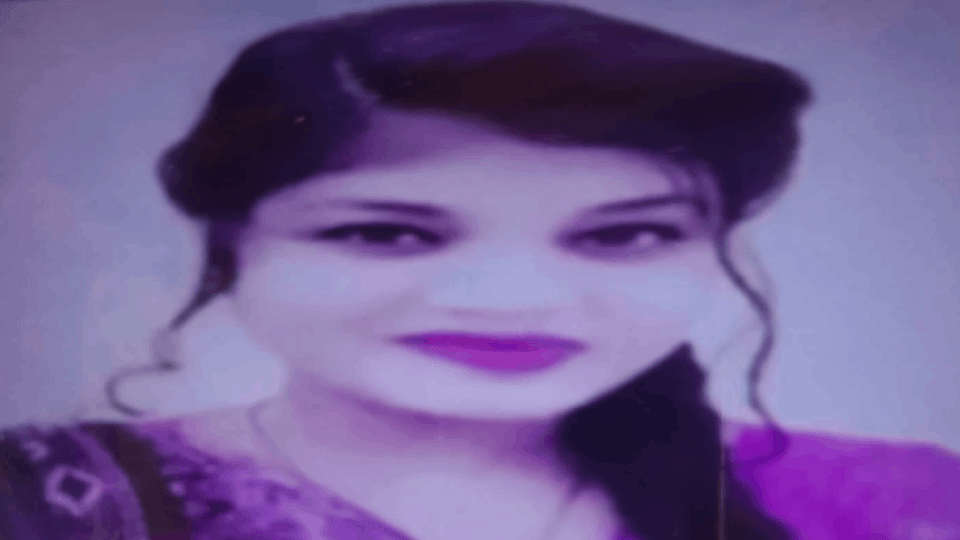 Wife commits suicide by hanging after snatching mobile phone