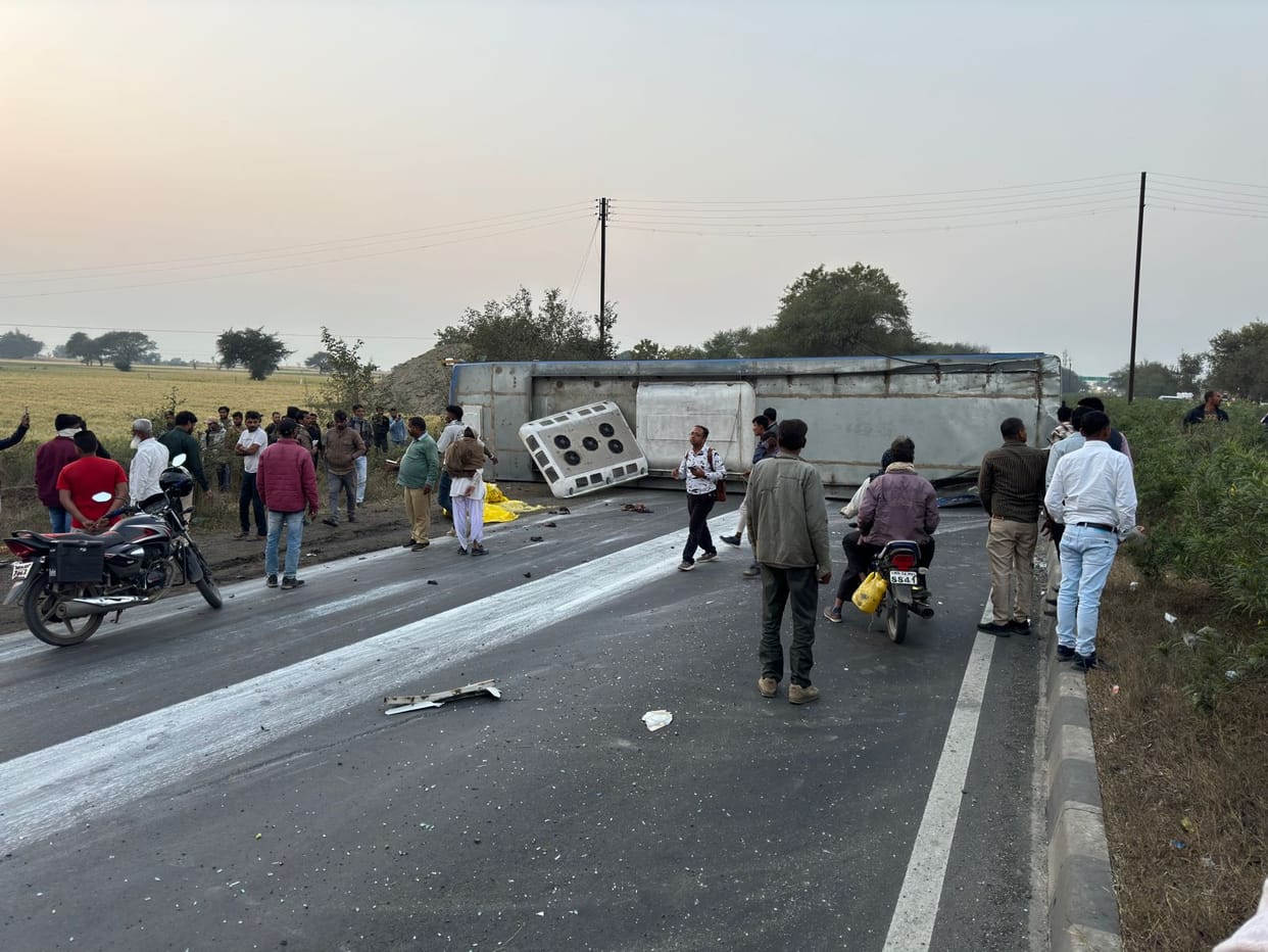 Mandsaur News: Driver was taking trial after servicing, cleaner seriously injured when bus overturned