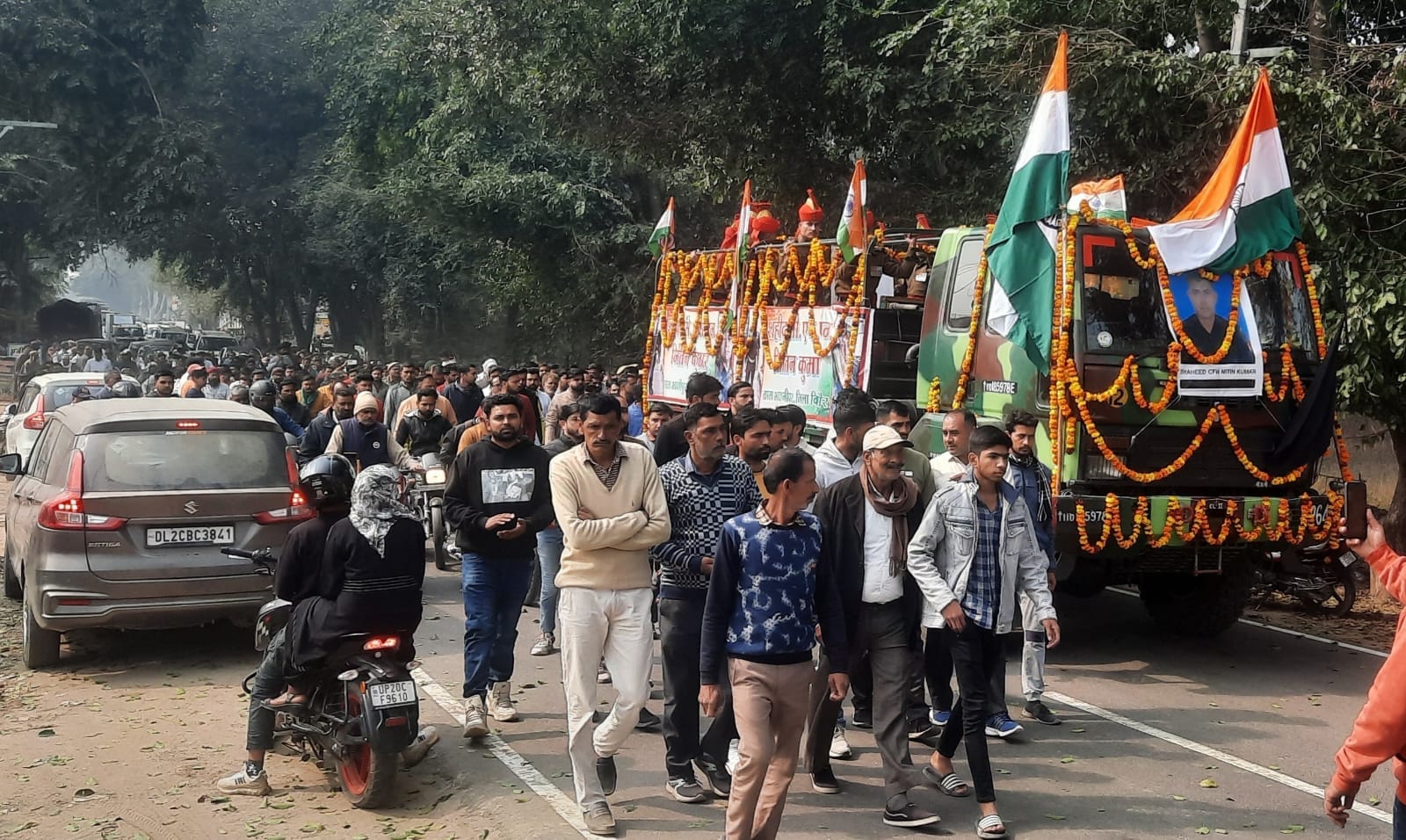 Jawan Nitin last rites were performed in a sad atmosphere in Bijnor, see photos