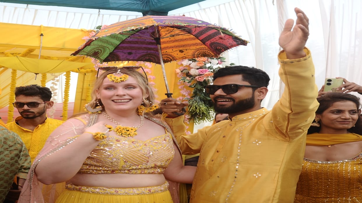bride came from across the seven seas in love, liked Indian culture, will take seven rounds on Sunday