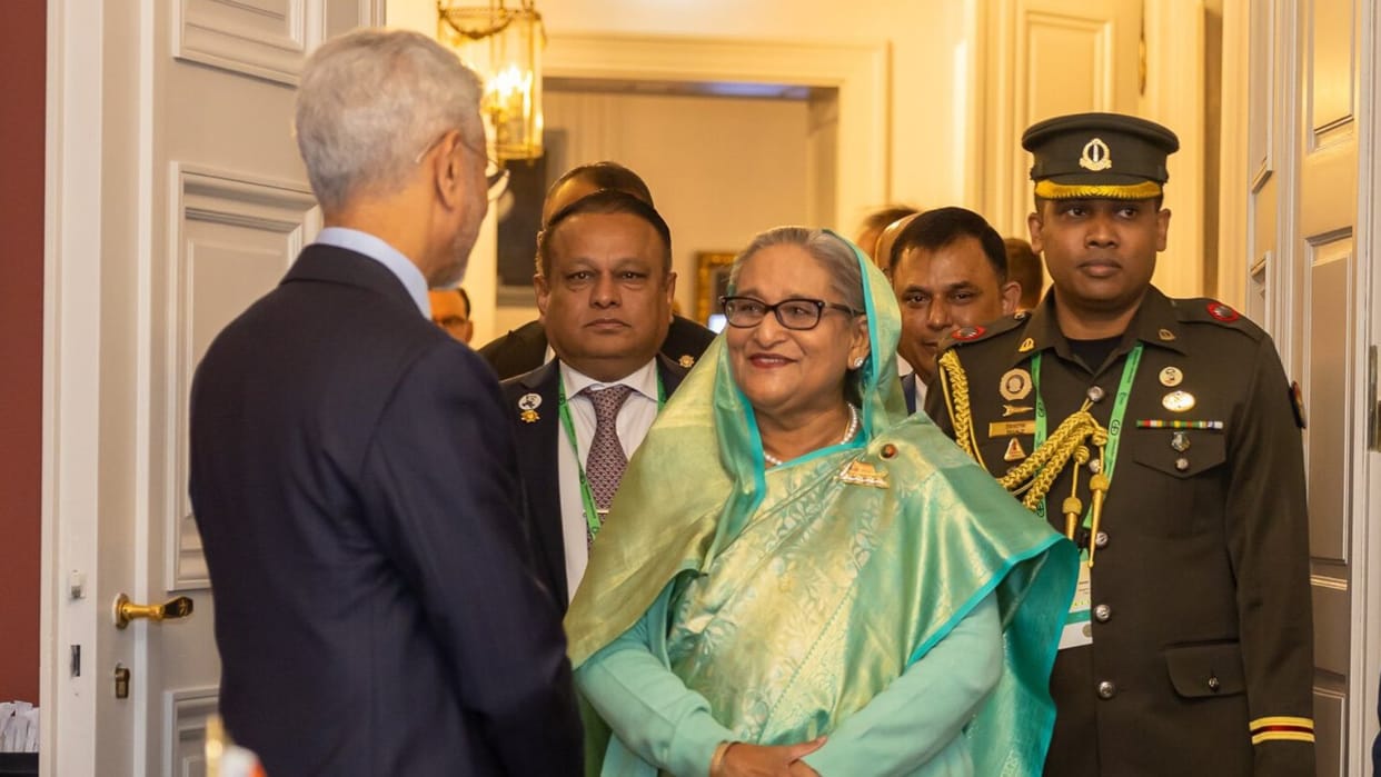 Jaishankar meets Bangladesh PM Hasina & thanks her for guidance in furthering bilateral ties