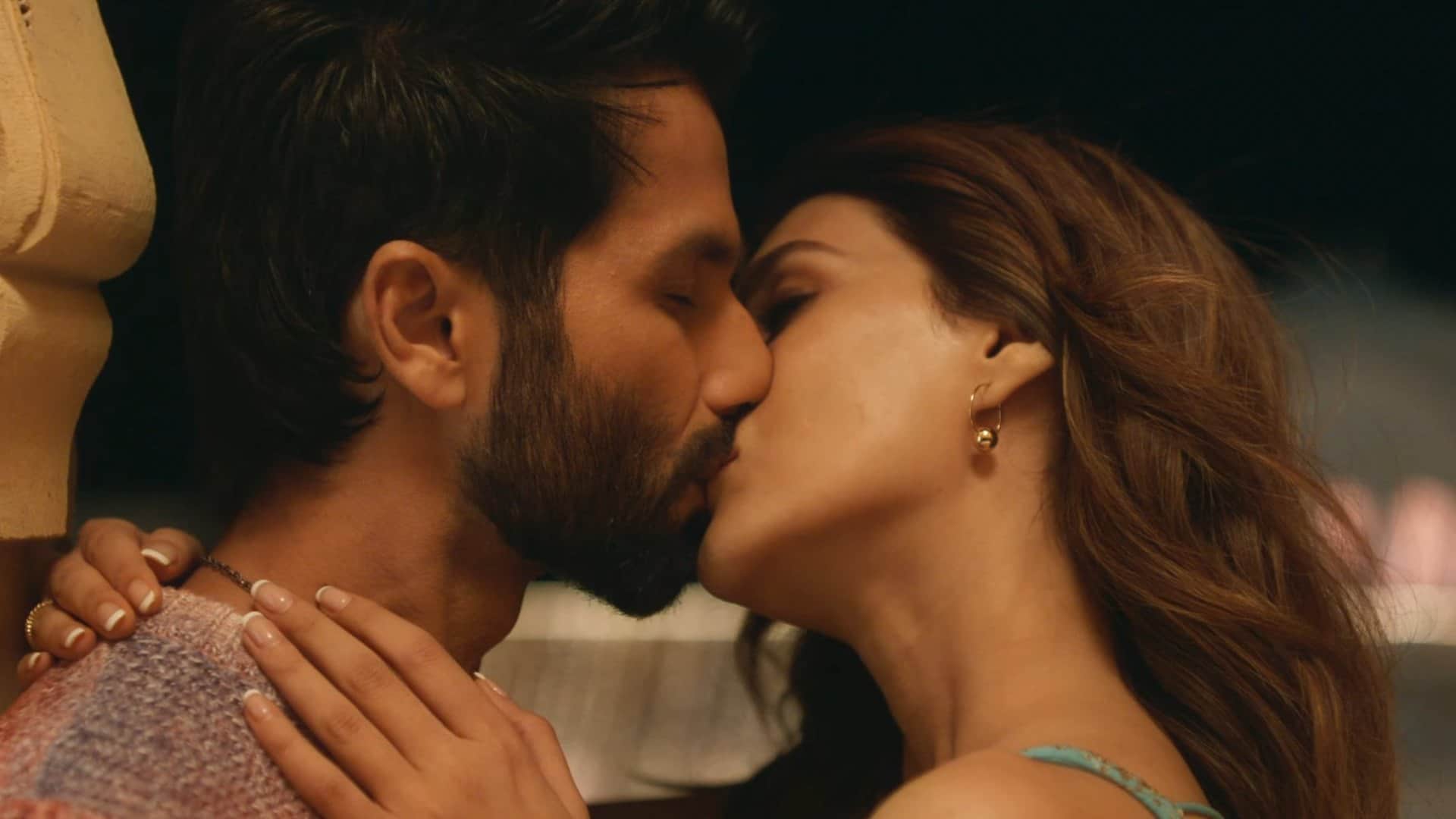 Wednesday Box Office Collection Teri Baaton Mein Aisa Uljha Jiya Lal Salaam and Fighter Total Earnings