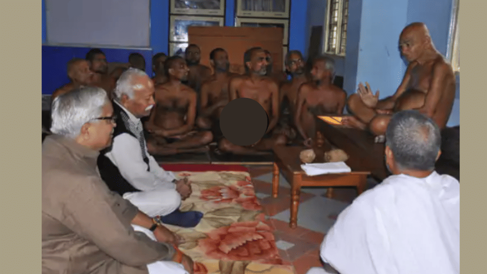 acharya vidyasagar maharaj of digambara jain muni took samadhi