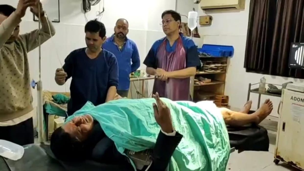Bhojpur: A young man fired at a dancer at a wedding ceremony, groom's cousin got shot